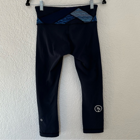 COPY - Lululemon WunderUnder Leggings Crop Tight Navy🌟 - Picture 3 of 11